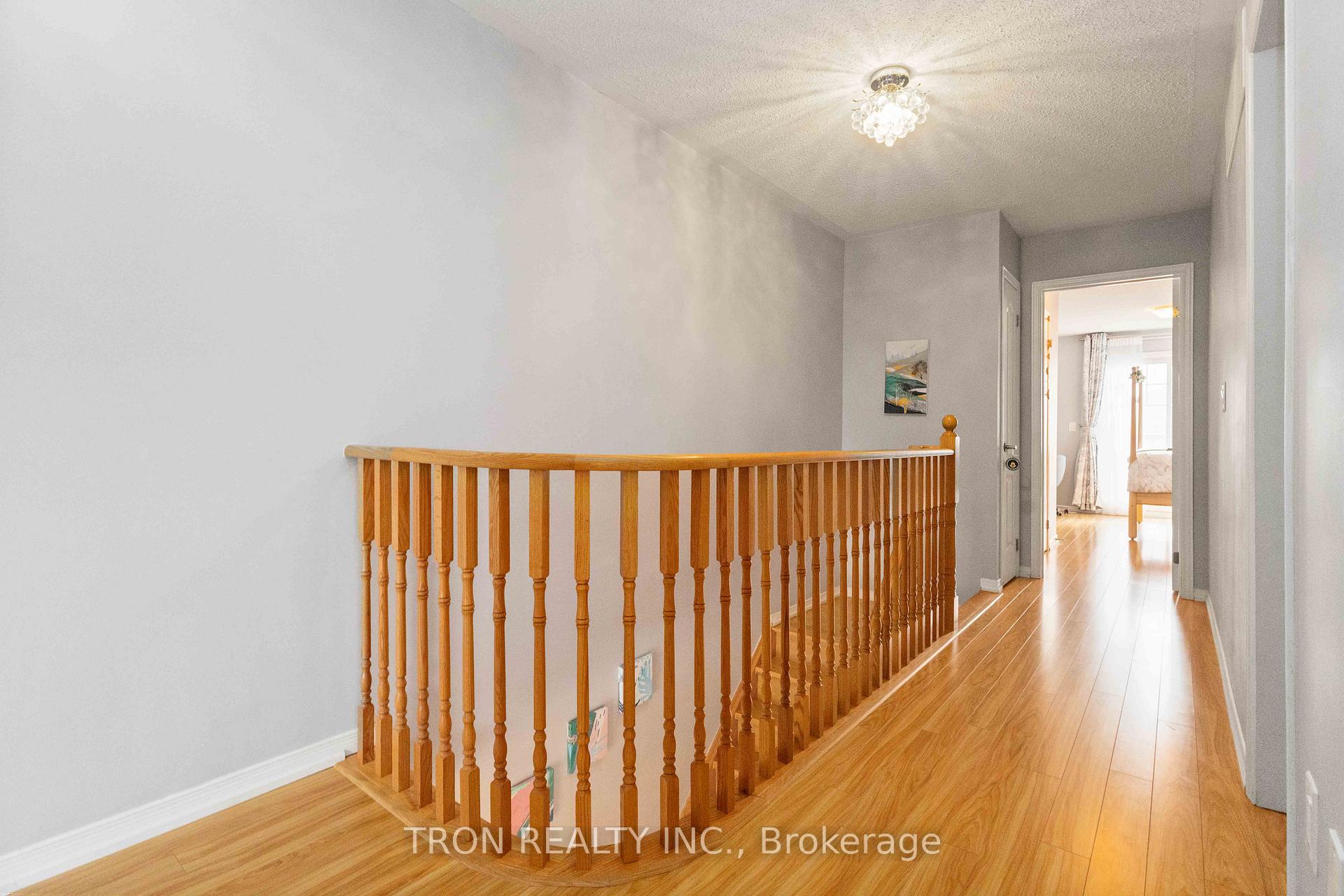Photo 2 of 5253 Major Mackenzie Drive E, Markham, Berczy — HOMEH