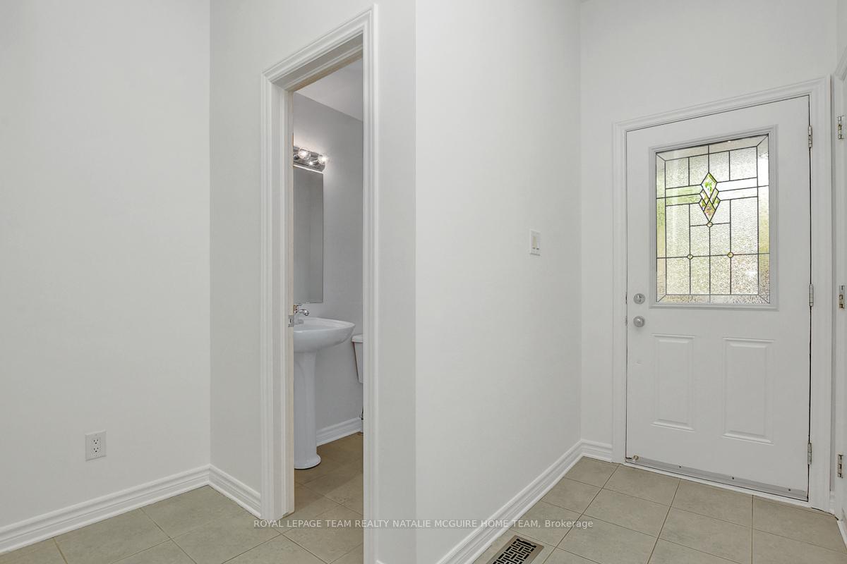 Photo 3 of 114 Woodmill Terrace, Ottawa, Kanata - Morgan's Grant/South March — HOMEH