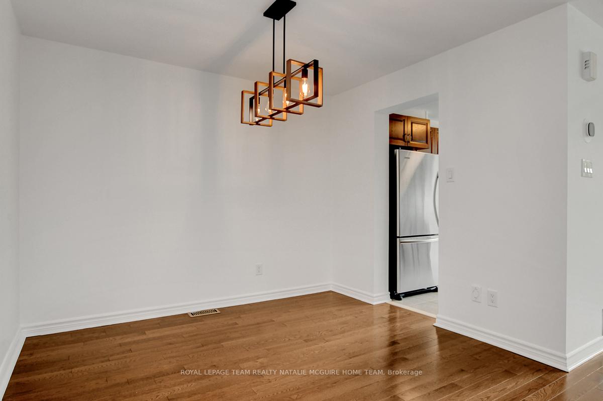 Photo 11 of 114 Woodmill Terrace, Ottawa, Kanata - Morgan's Grant/South March — HOMEH