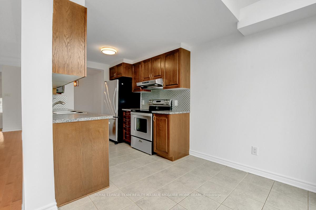 Photo 16 of 114 Woodmill Terrace, Ottawa, Kanata - Morgan's Grant/South March — HOMEH