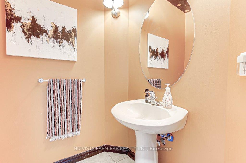 Photo 14 of 82 Woodlily Lane, Middlesex Centre, Ilderton — HOMEH