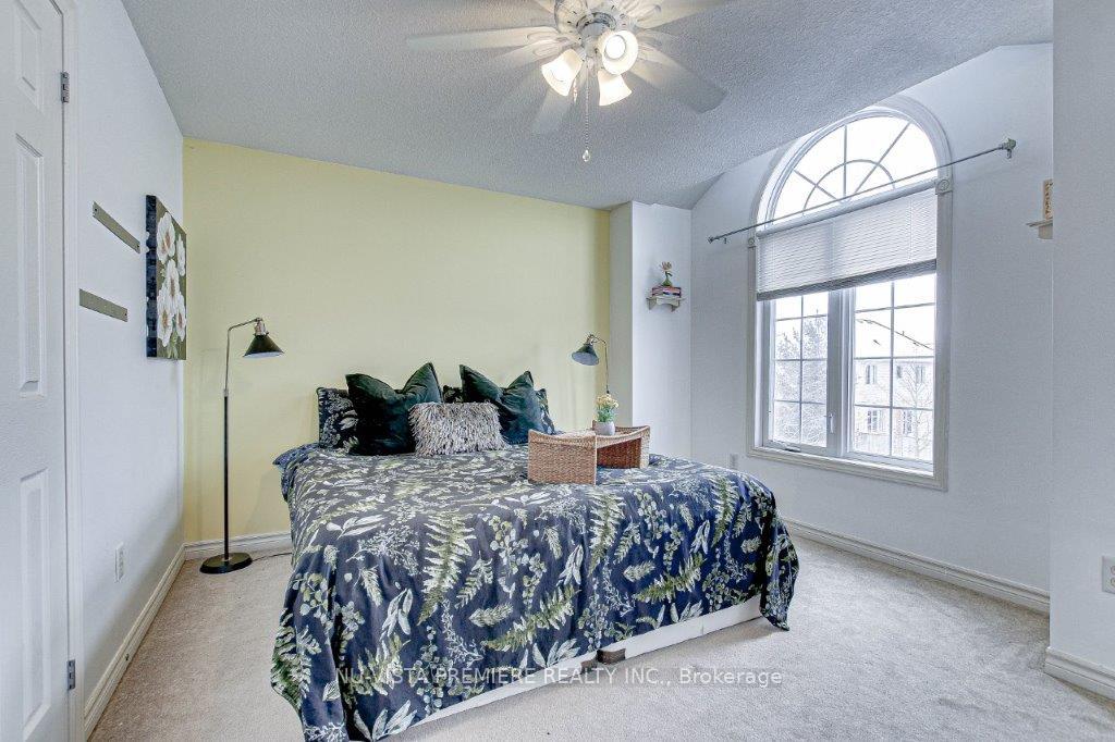 Photo 26 of 82 Woodlily Lane, Middlesex Centre, Ilderton — HOMEH