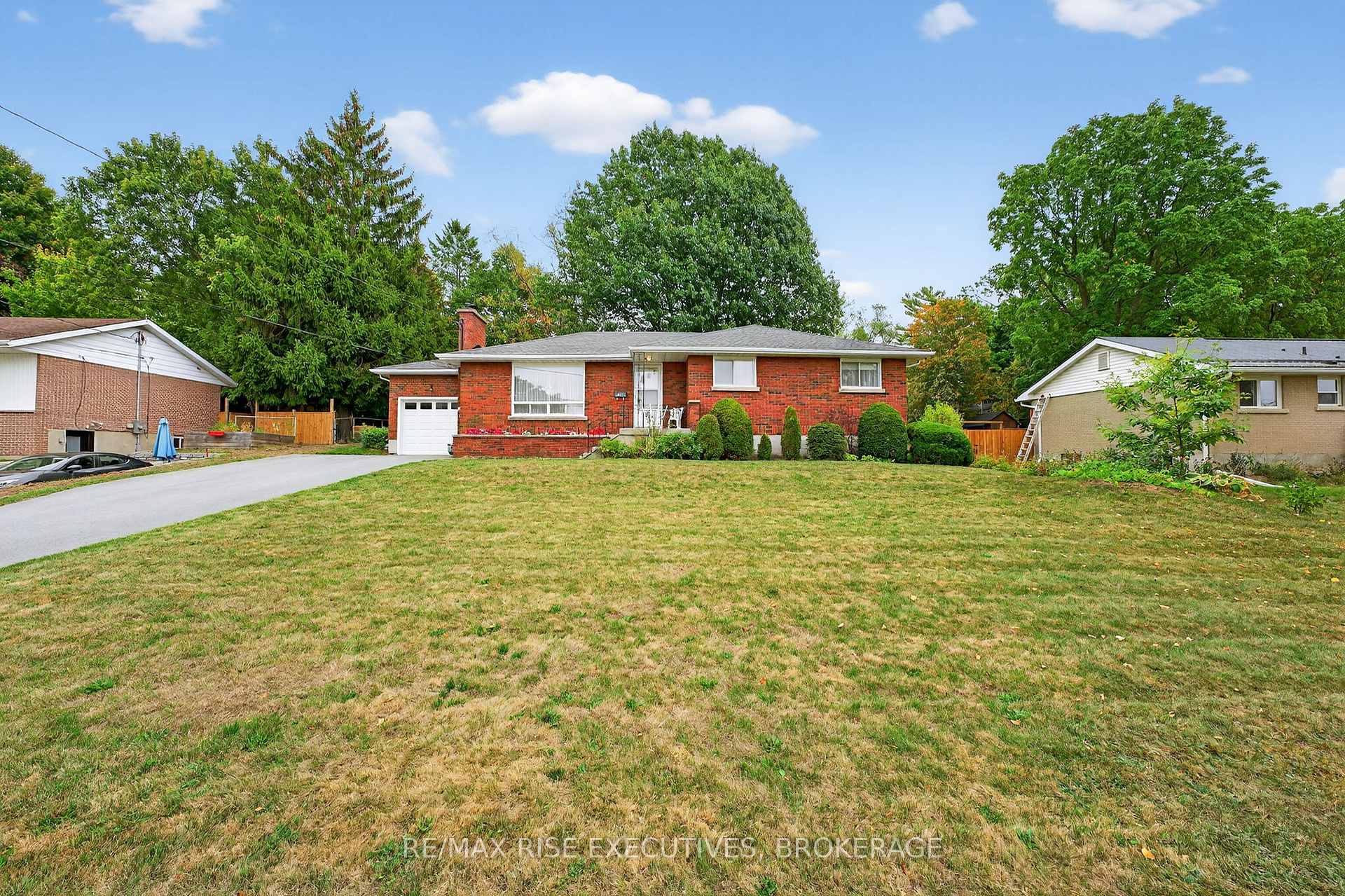 Photo 1 of 748 Mona Drive, Kingston, South of Taylor-Kidd Blvd — HOMEH