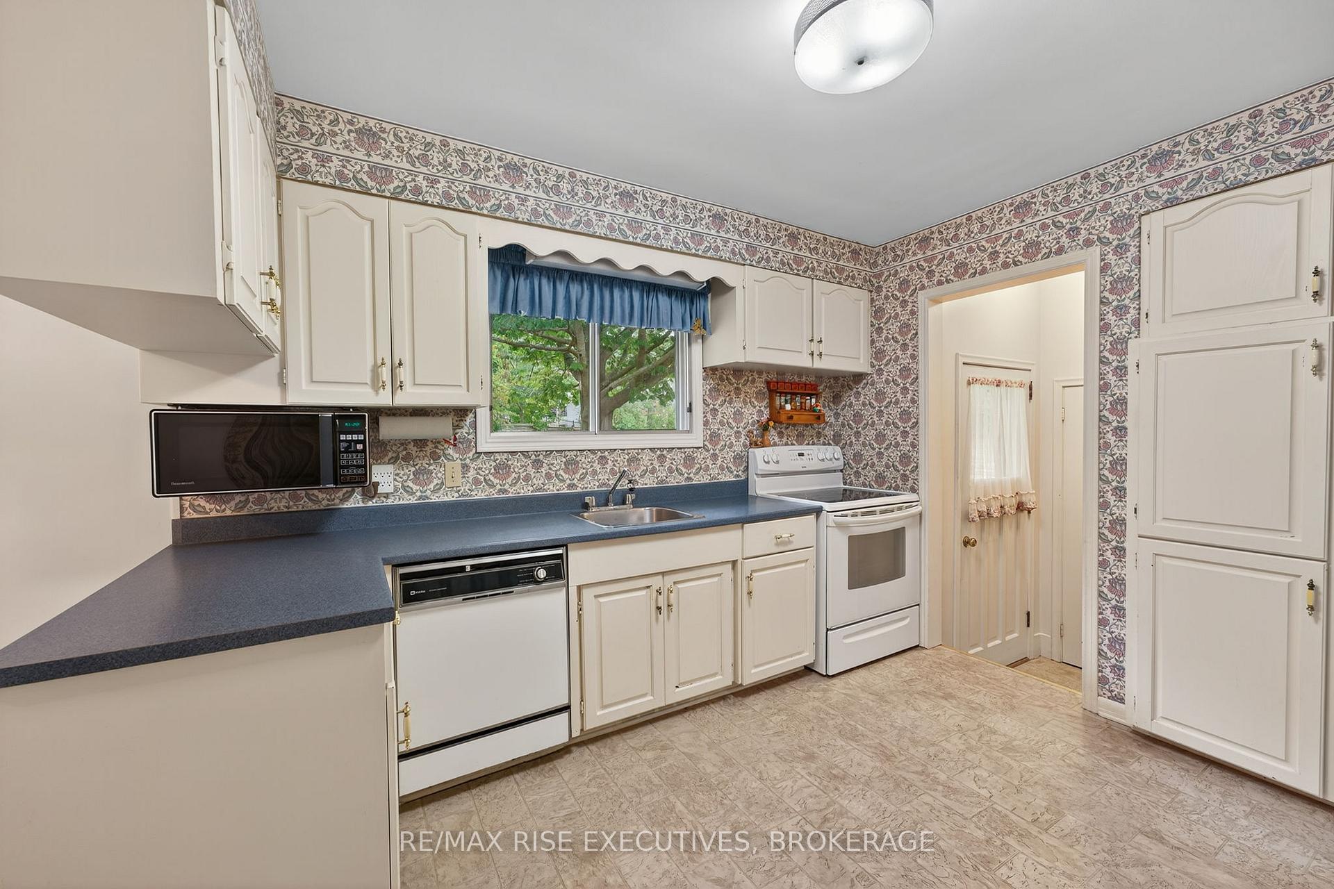 Photo 11 of 748 Mona Drive, Kingston, South of Taylor-Kidd Blvd — HOMEH