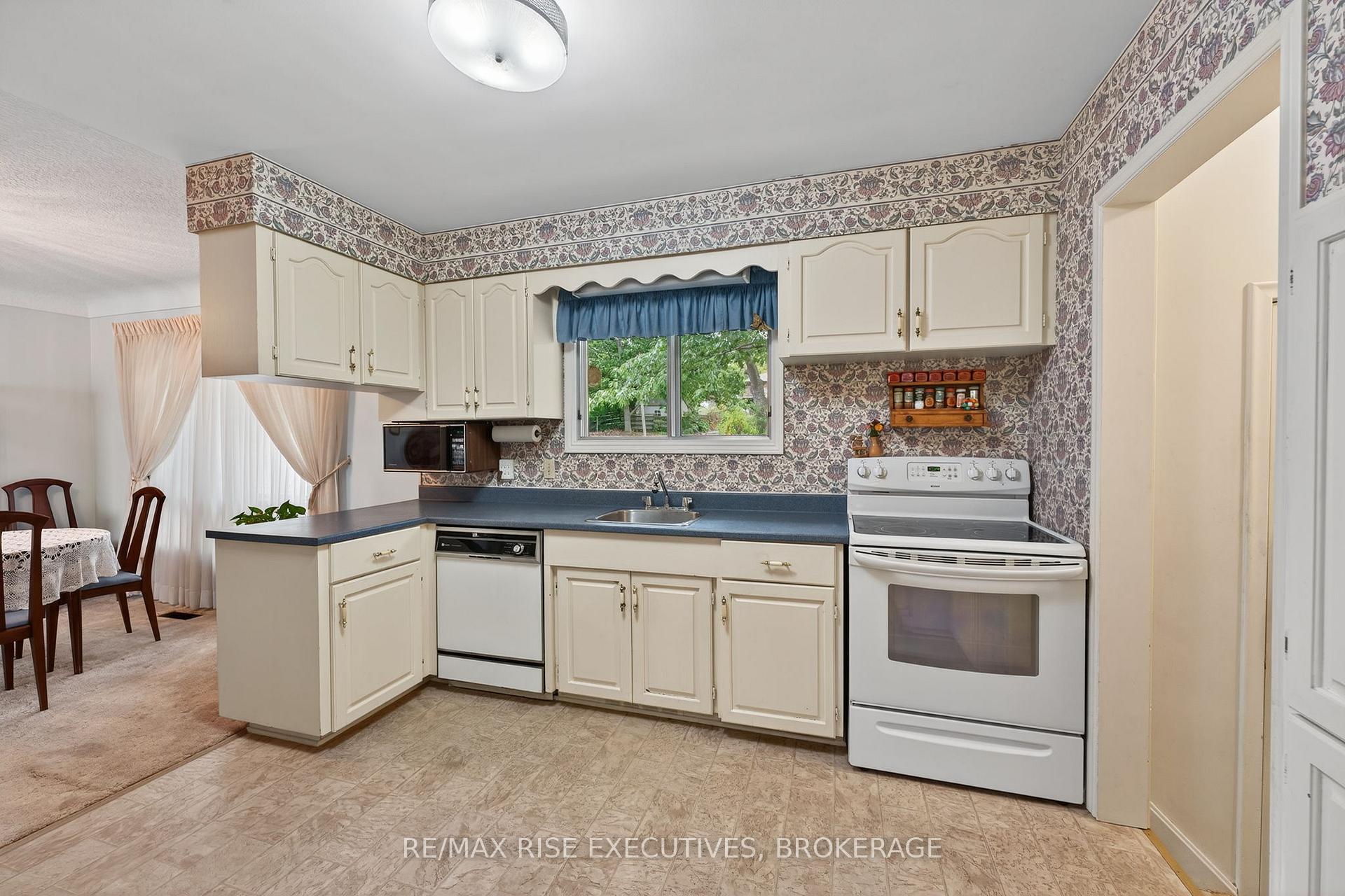 Photo 12 of 748 Mona Drive, Kingston, South of Taylor-Kidd Blvd — HOMEH