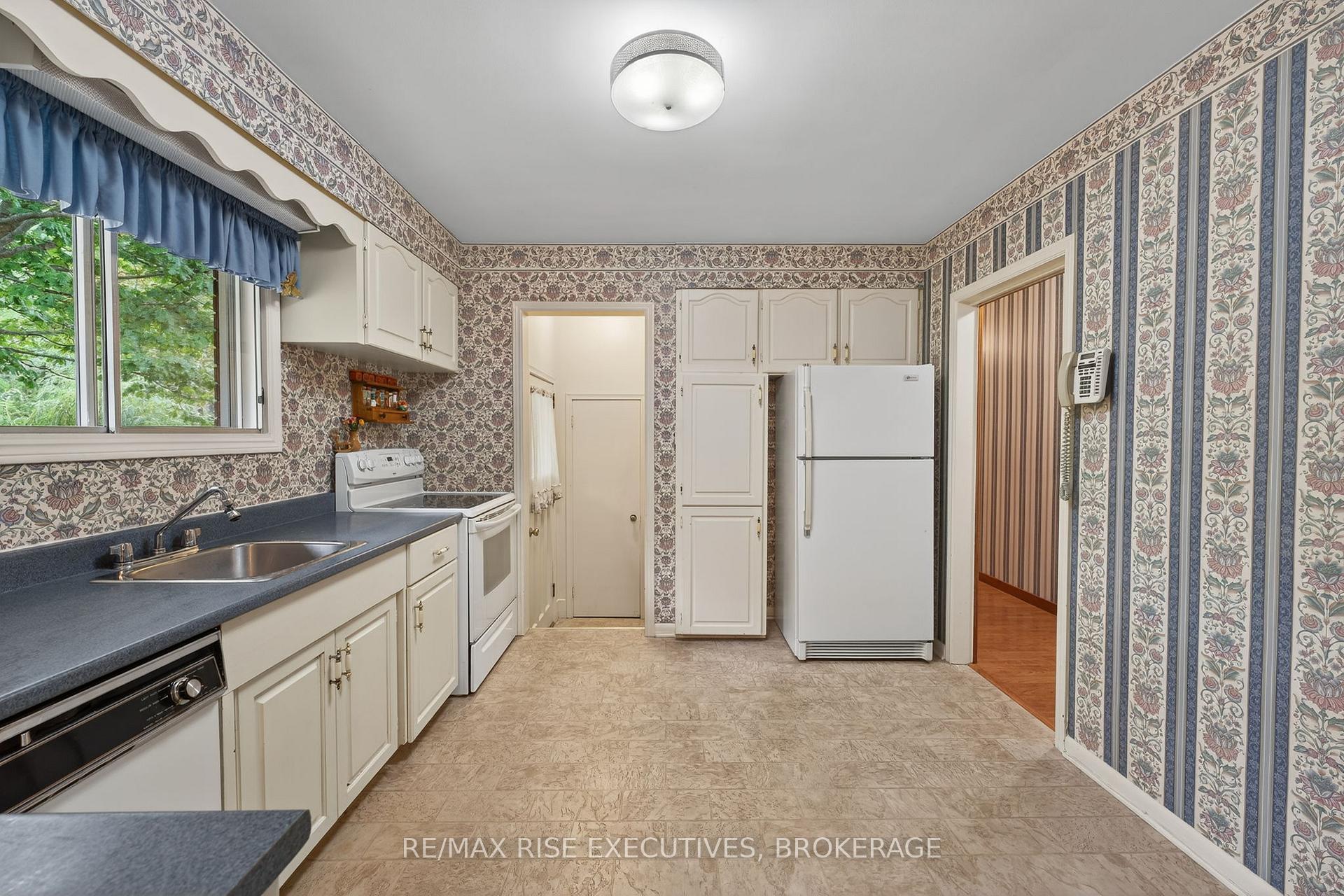 Photo 13 of 748 Mona Drive, Kingston, South of Taylor-Kidd Blvd — HOMEH