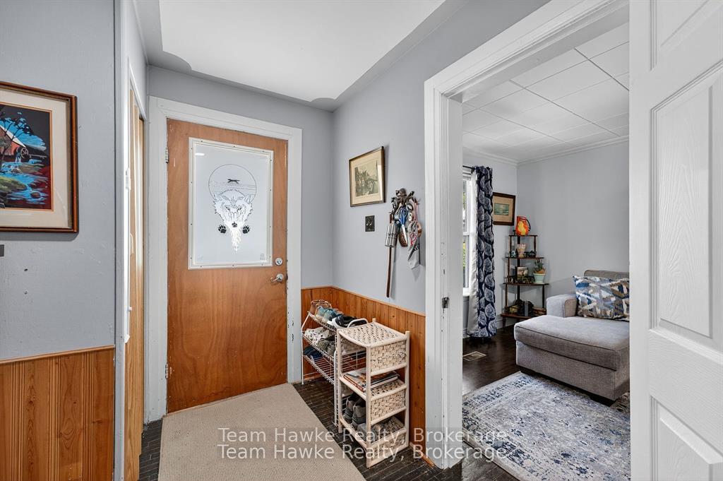 Photo 5 of 479 Queen Street, Midland — HOMEH