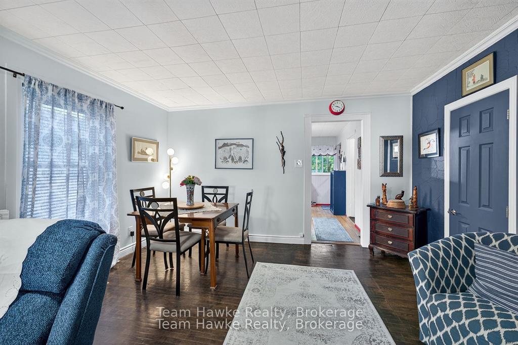 Photo 9 of 479 Queen Street, Midland — HOMEH
