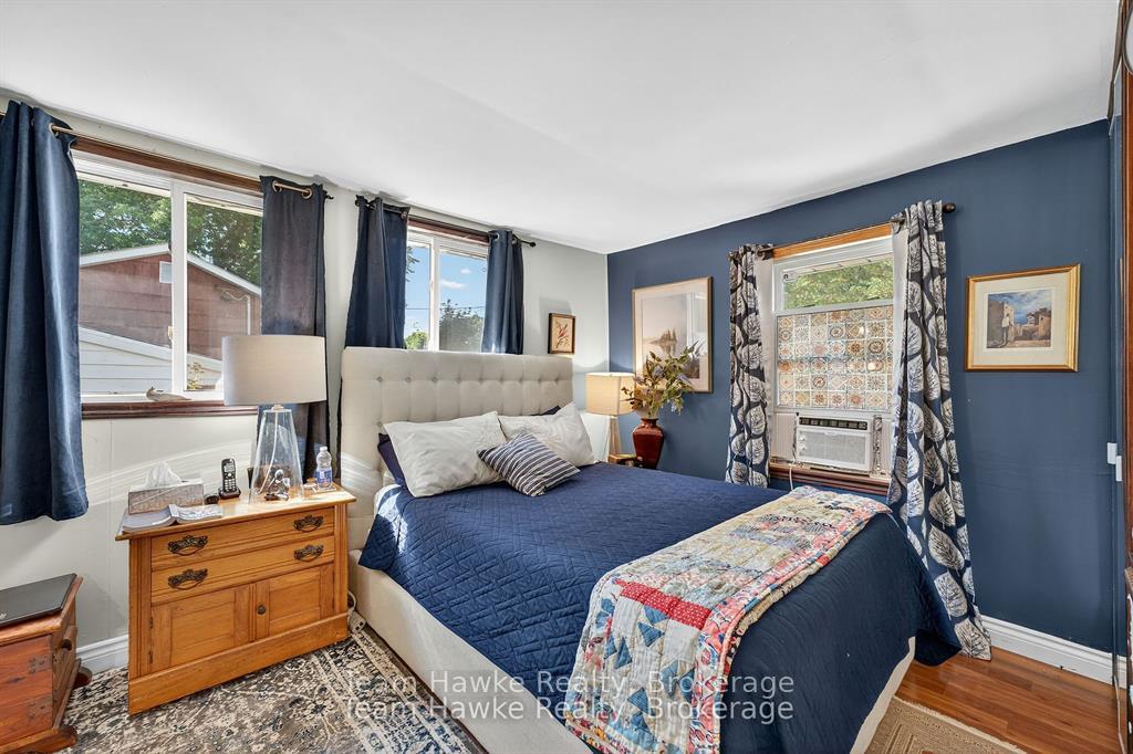 Photo 33 of 479 Queen Street, Midland — HOMEH