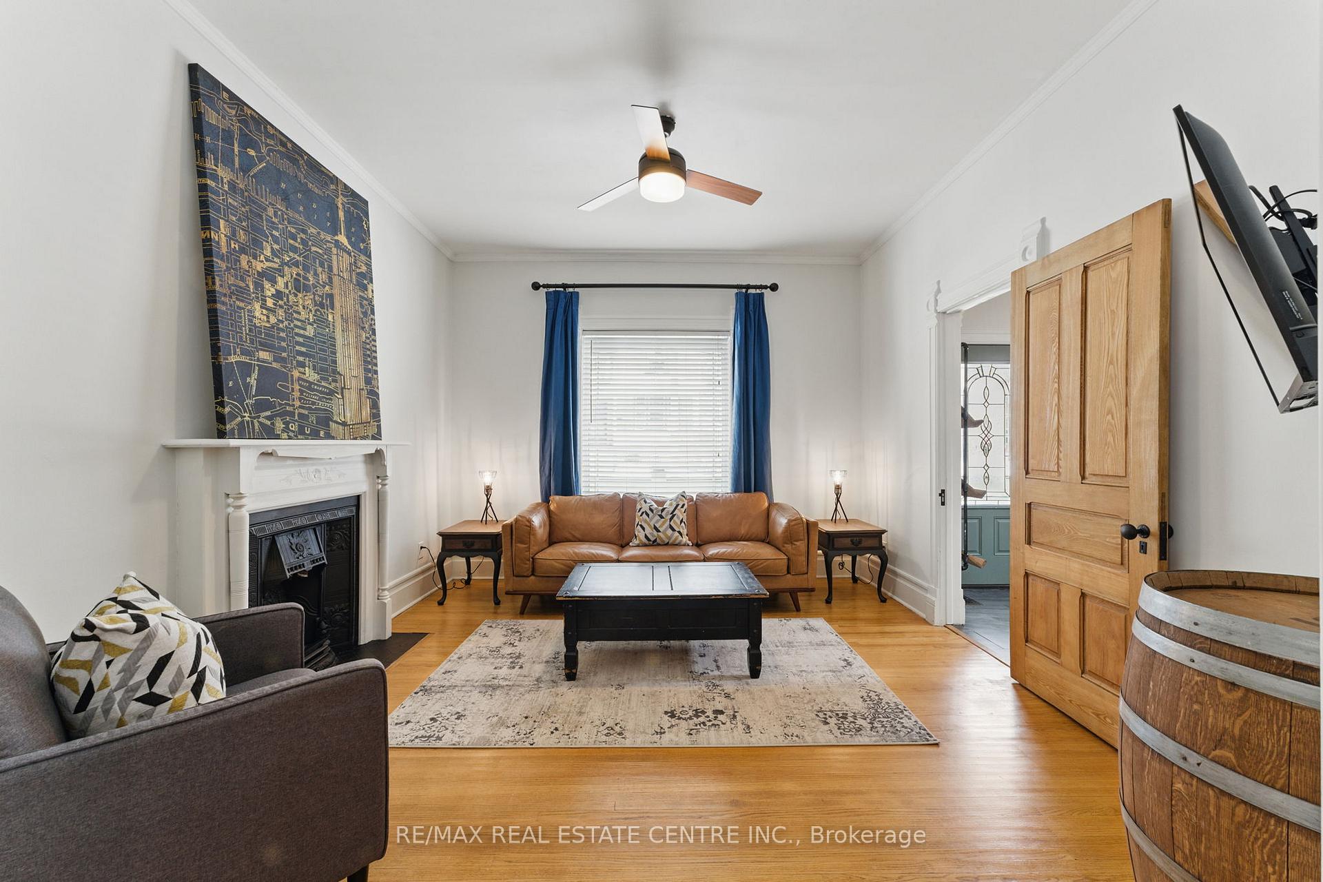 Photo 7 of 47 Irvin Street, Kitchener — HOMEH