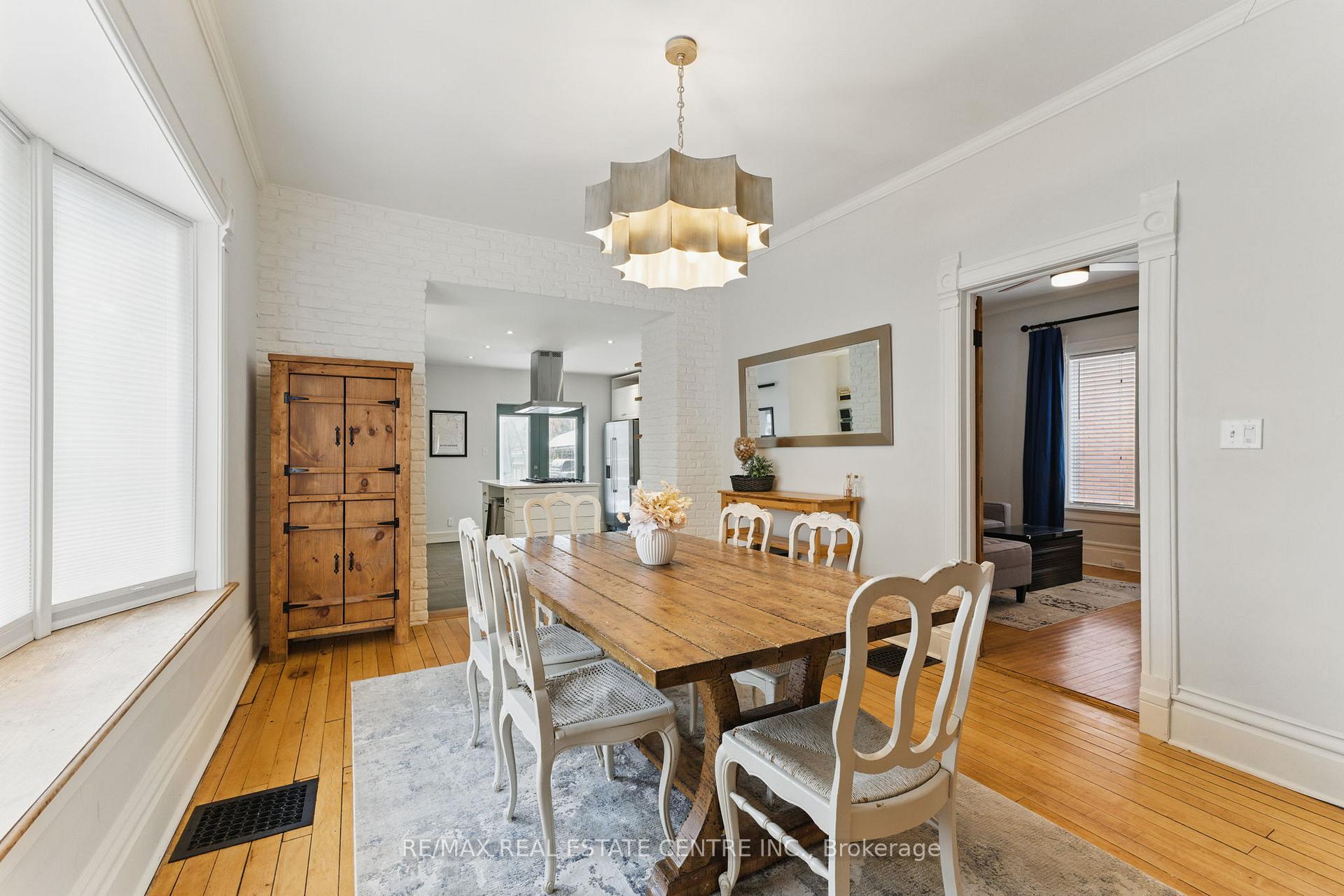 Photo 11 of 47 Irvin Street, Kitchener — HOMEH