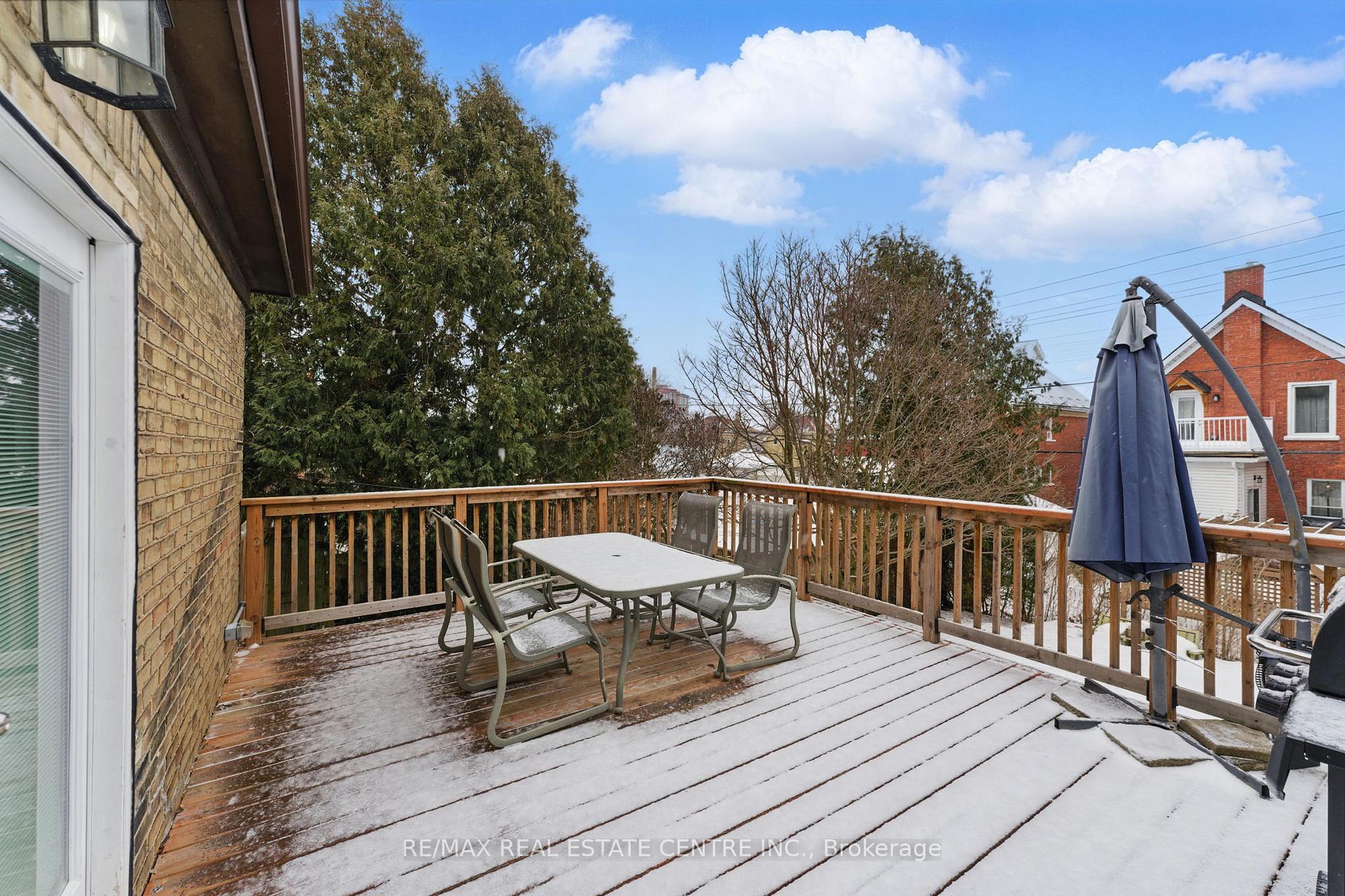 Photo 27 of 47 Irvin Street, Kitchener — HOMEH