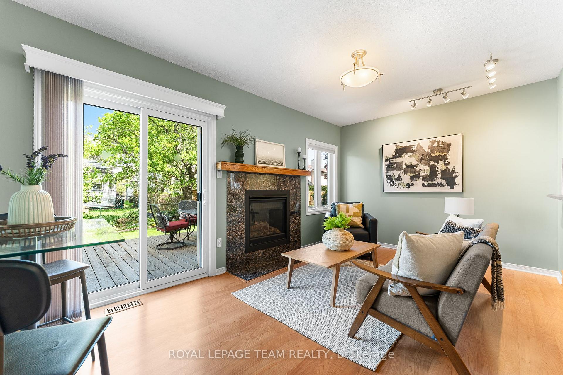 Photo 13 of 13 Saddlehorn Crescent, Ottawa, Kanata - Bridlewood — HOMEH