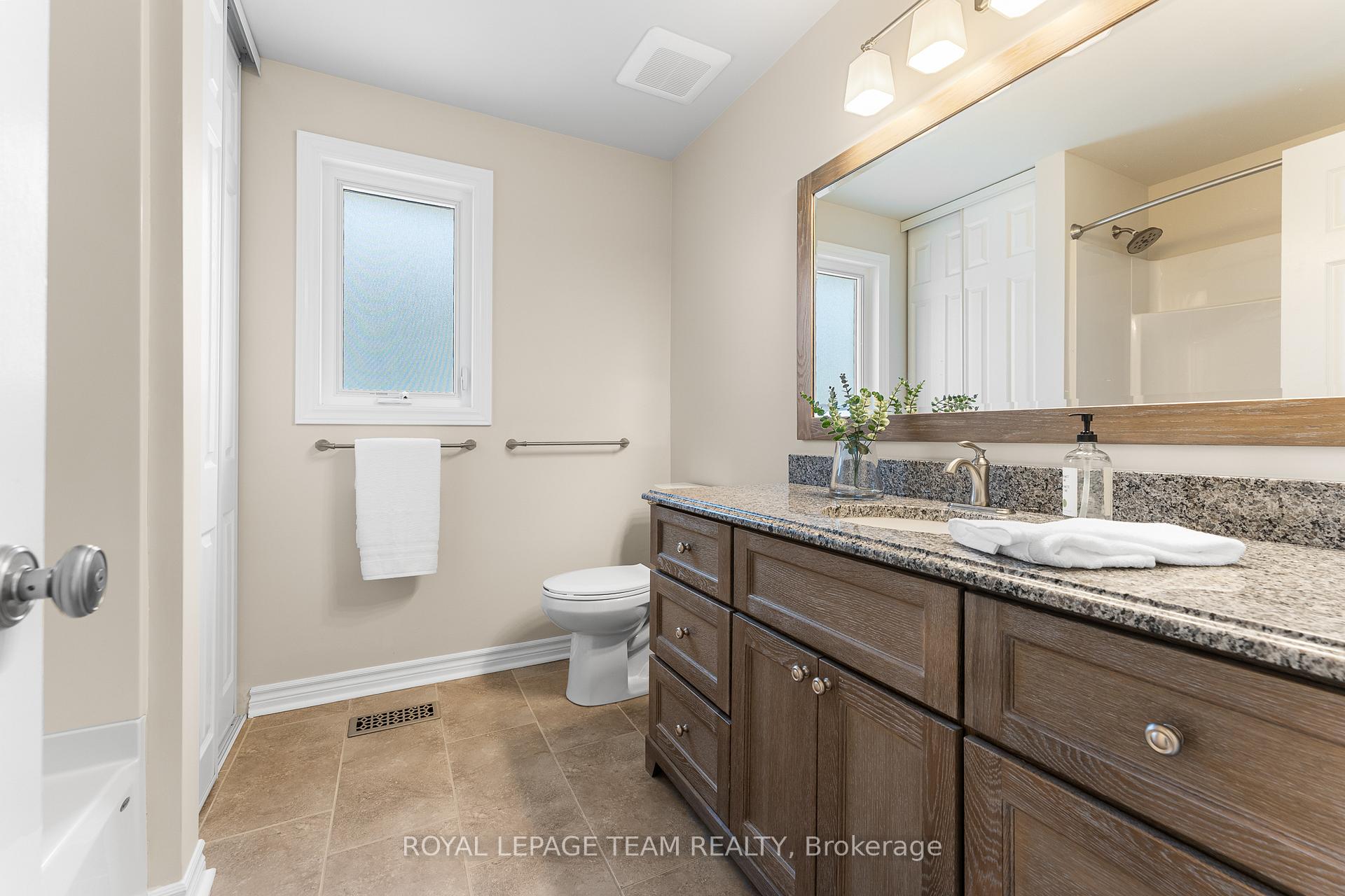 Photo 30 of 13 Saddlehorn Crescent, Ottawa, Kanata - Bridlewood — HOMEH