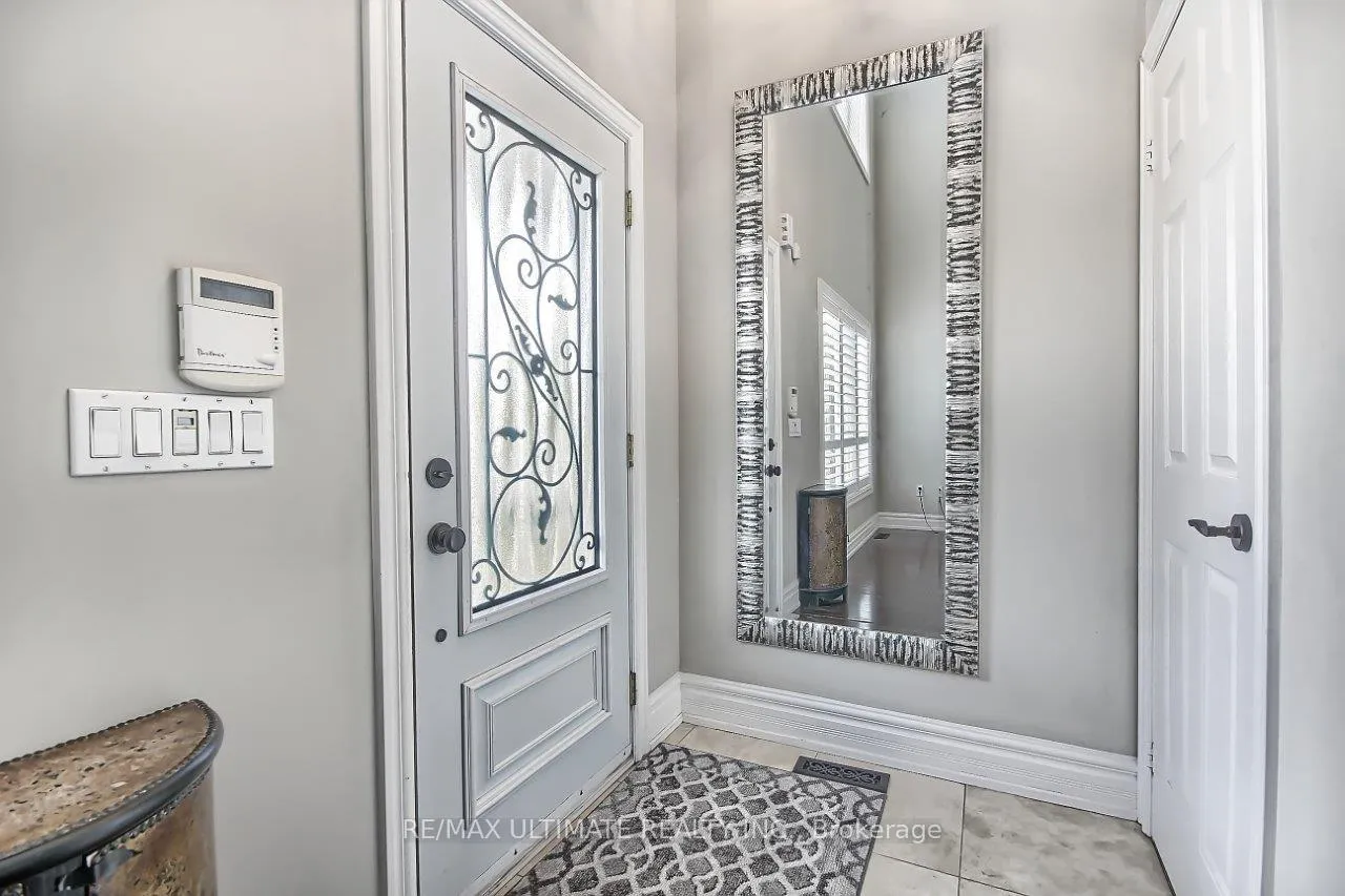 Photo 4 of Unit Upper, 3 Cornerstone Road, Markham, Greensborough — HOMEH