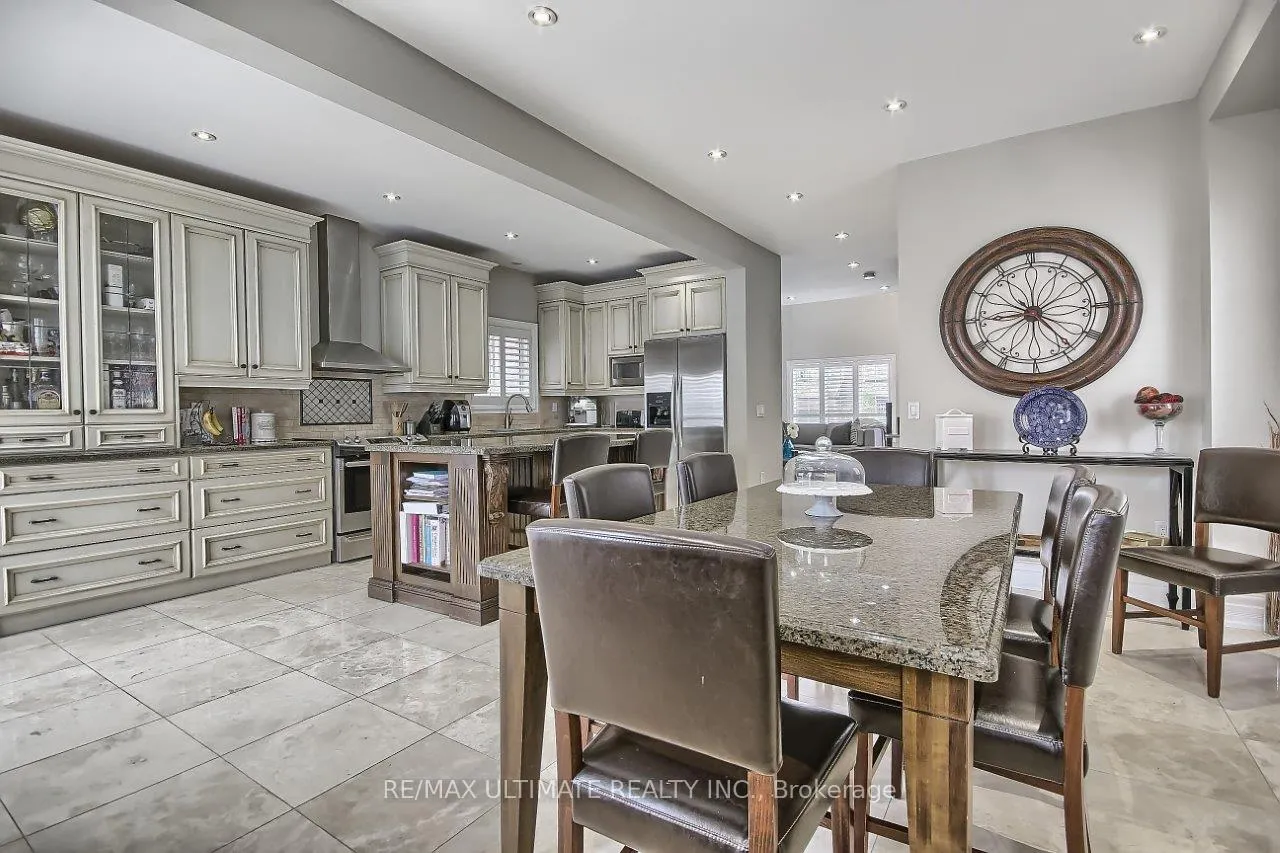 Photo 11 of Unit Upper, 3 Cornerstone Road, Markham, Greensborough — HOMEH