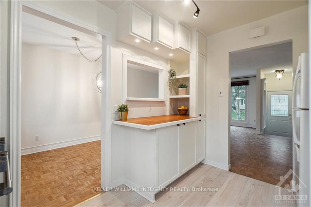 Photo 8 of Unit A, 32 Uxbridge Crescent, Ottawa, Kanata - Glencairn/Hazeldean — HOMEH