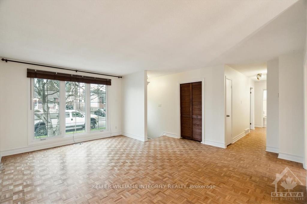 Photo 11 of Unit A, 32 Uxbridge Crescent, Ottawa, Kanata - Glencairn/Hazeldean — HOMEH