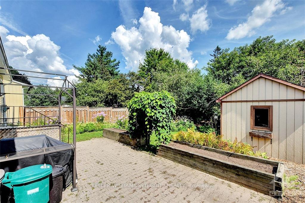 Photo 23 of Unit A, 32 Uxbridge Crescent, Ottawa, Kanata - Glencairn/Hazeldean — HOMEH