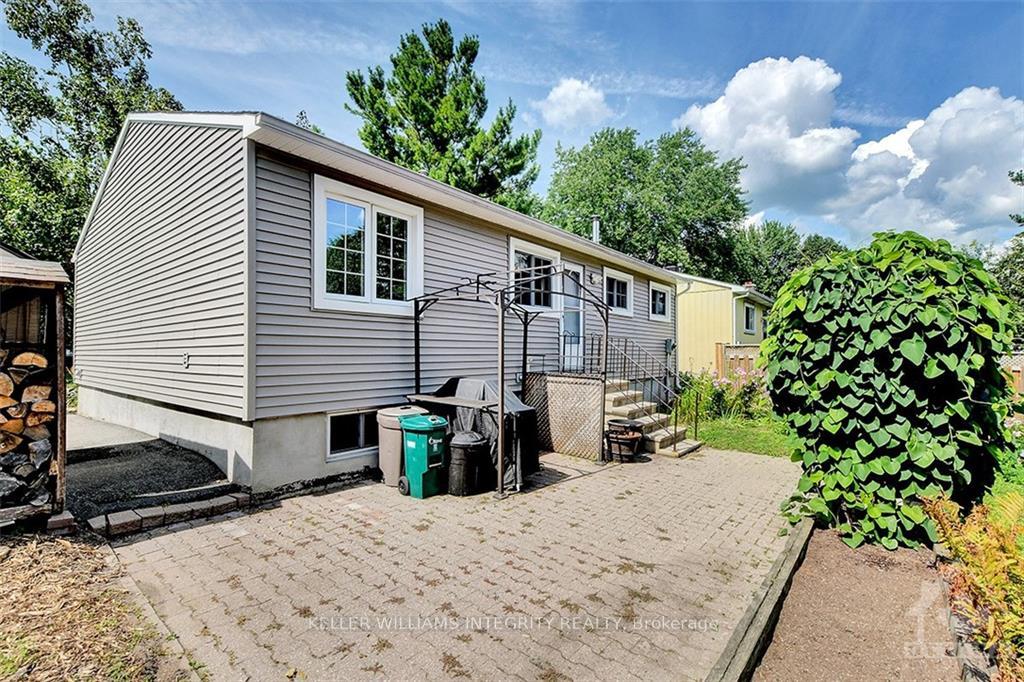 Photo 24 of Unit A, 32 Uxbridge Crescent, Ottawa, Kanata - Glencairn/Hazeldean — HOMEH
