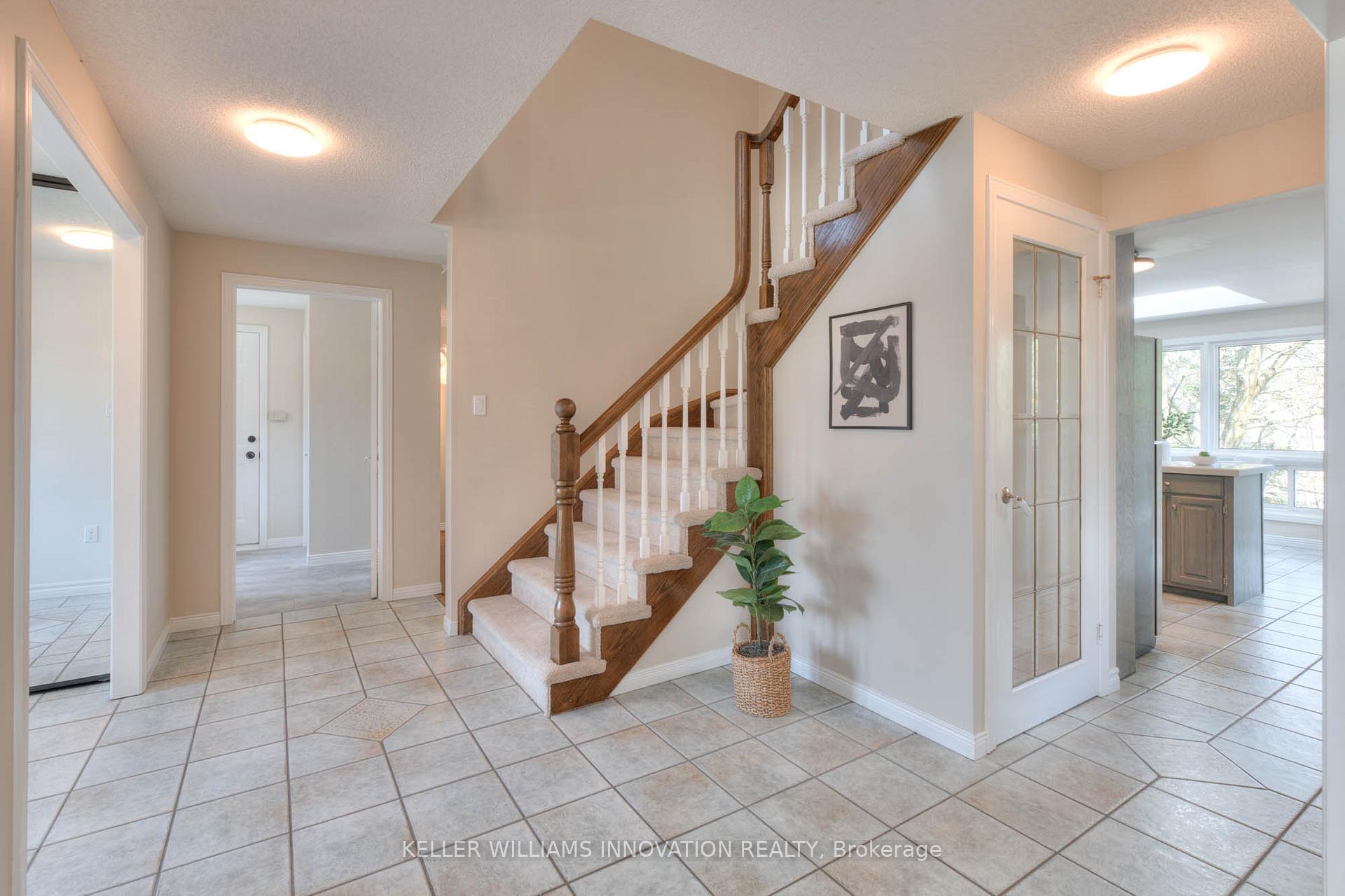 Photo 6 of 69 Manitoulin Crescent, Kitchener — HOMEH