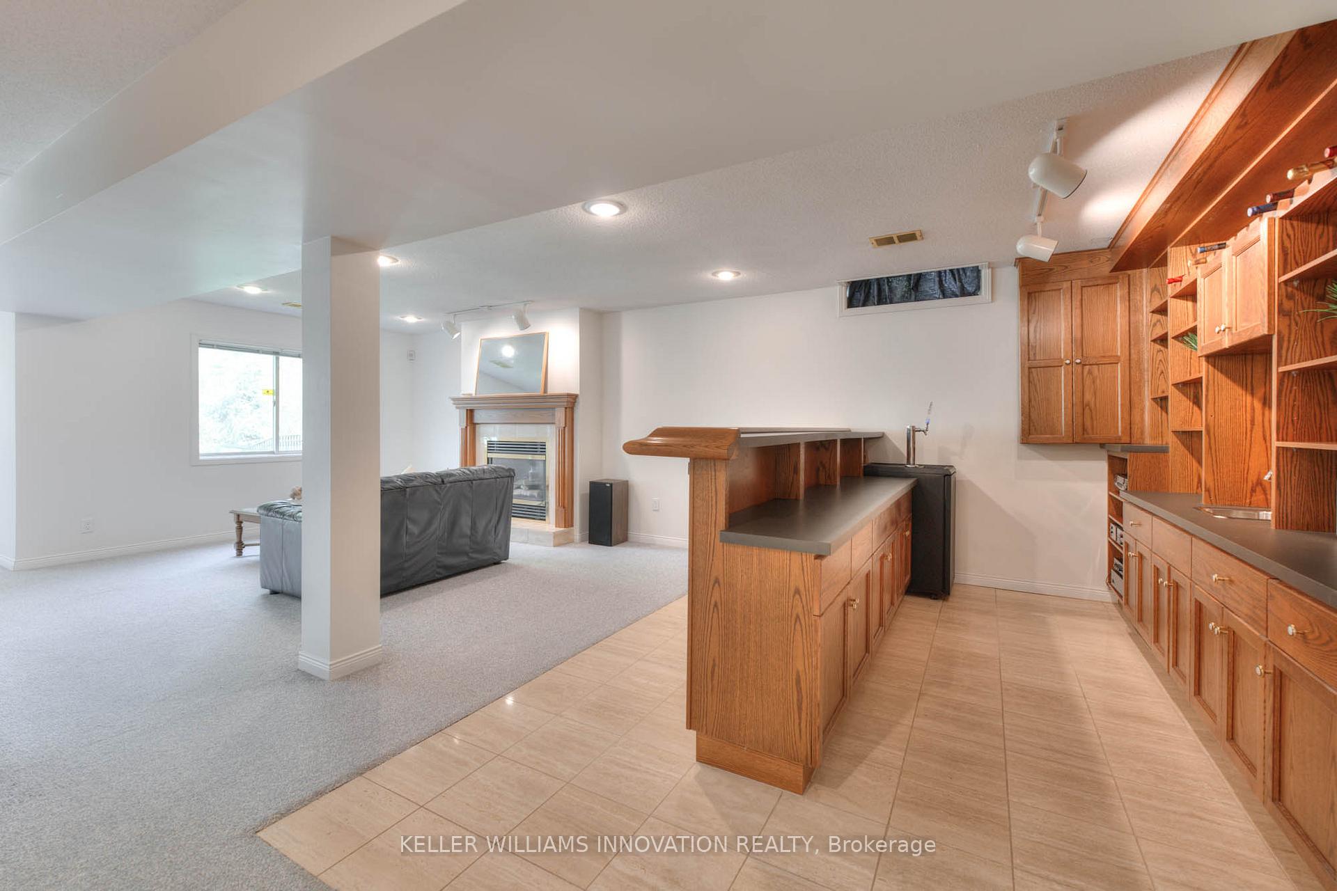 Photo 35 of 69 Manitoulin Crescent, Kitchener — HOMEH
