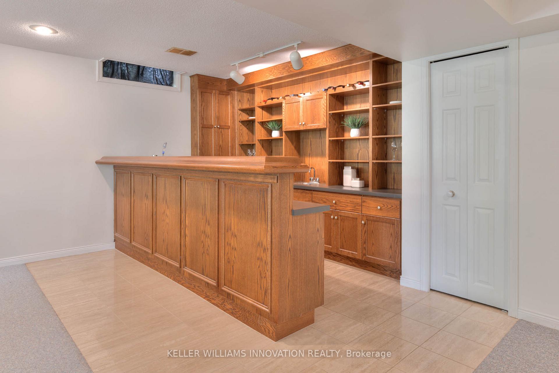 Photo 37 of 69 Manitoulin Crescent, Kitchener — HOMEH