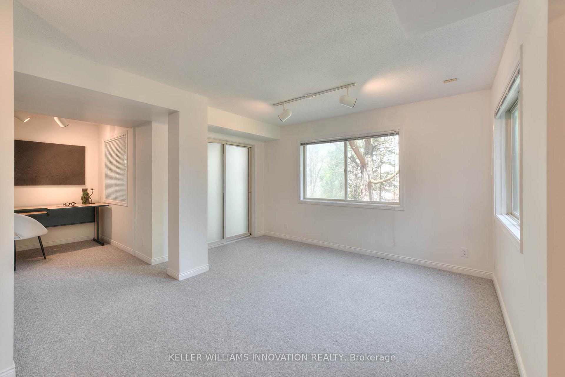 Photo 40 of 69 Manitoulin Crescent, Kitchener — HOMEH