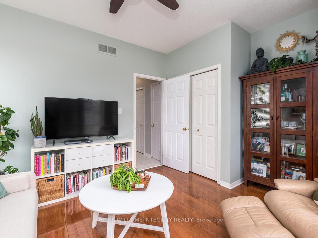 Photo 8 of 27 Sawchuk Terrace, Ottawa, Kanata - Kanata Lakes/Heritage Hills — HOMEH