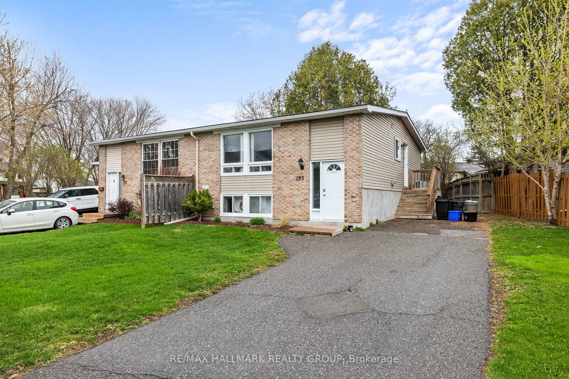 Front of 137 Glamorgan Drive