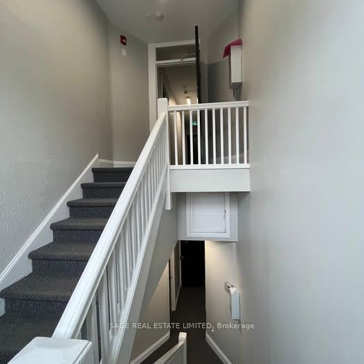Photo 5 of Unit 6, 90 Locke Street S, Hamilton, Kirkendall — HOMEH