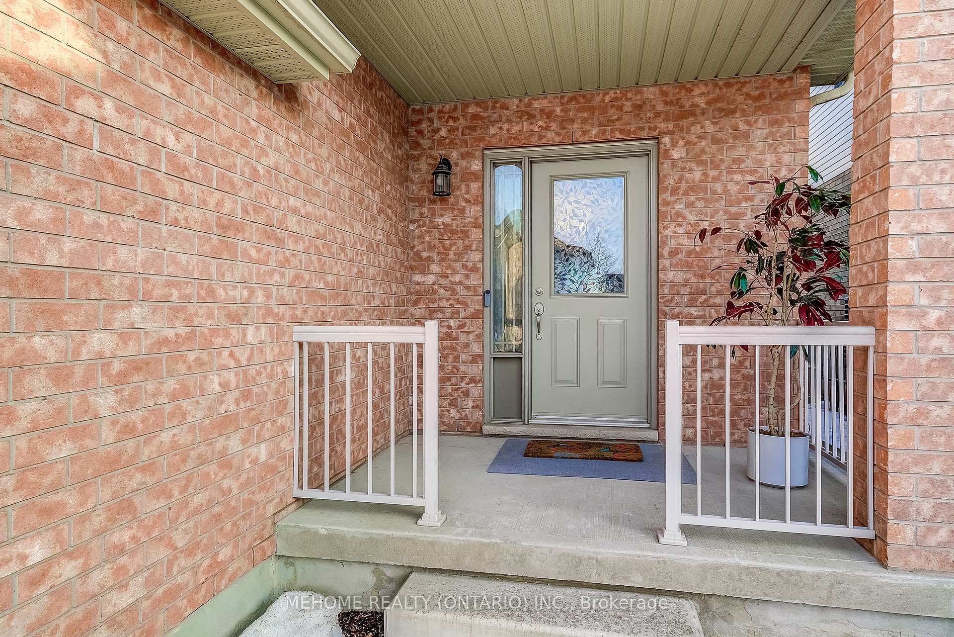 Photo 2 of 63 Huck Crescent, Kitchener — HOMEH