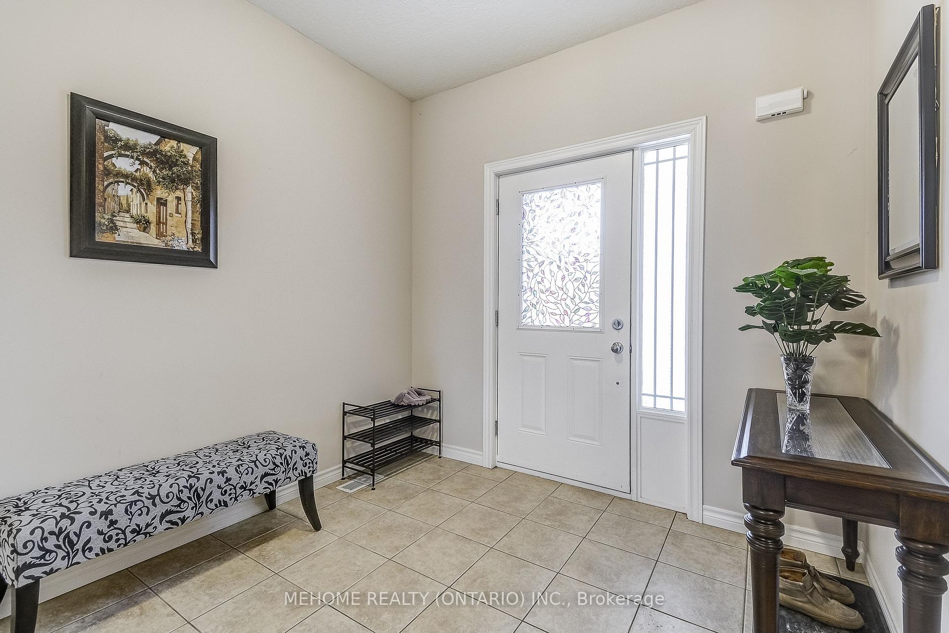 Photo 3 of 63 Huck Crescent, Kitchener — HOMEH