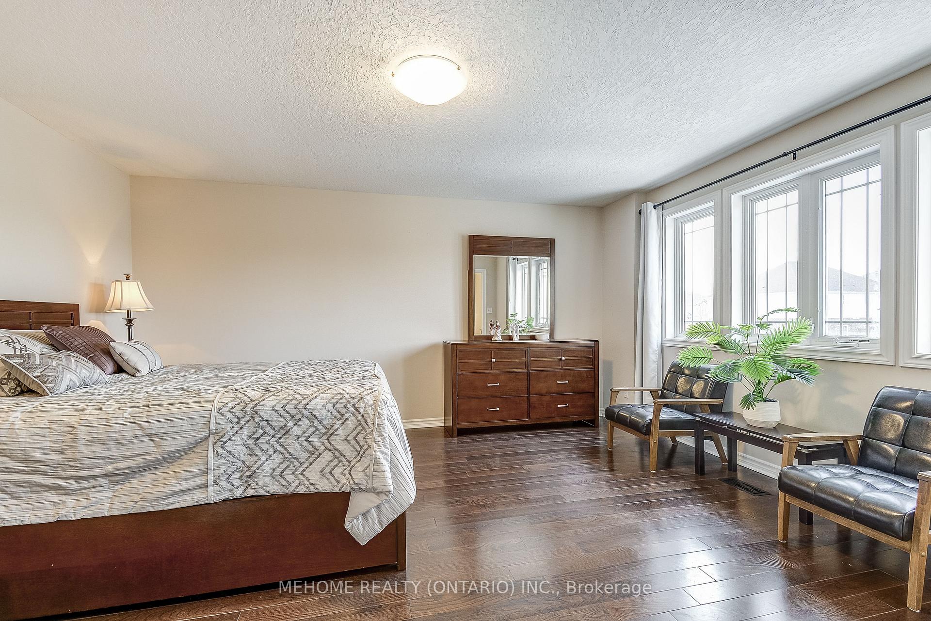 Photo 26 of 63 Huck Crescent, Kitchener — HOMEH