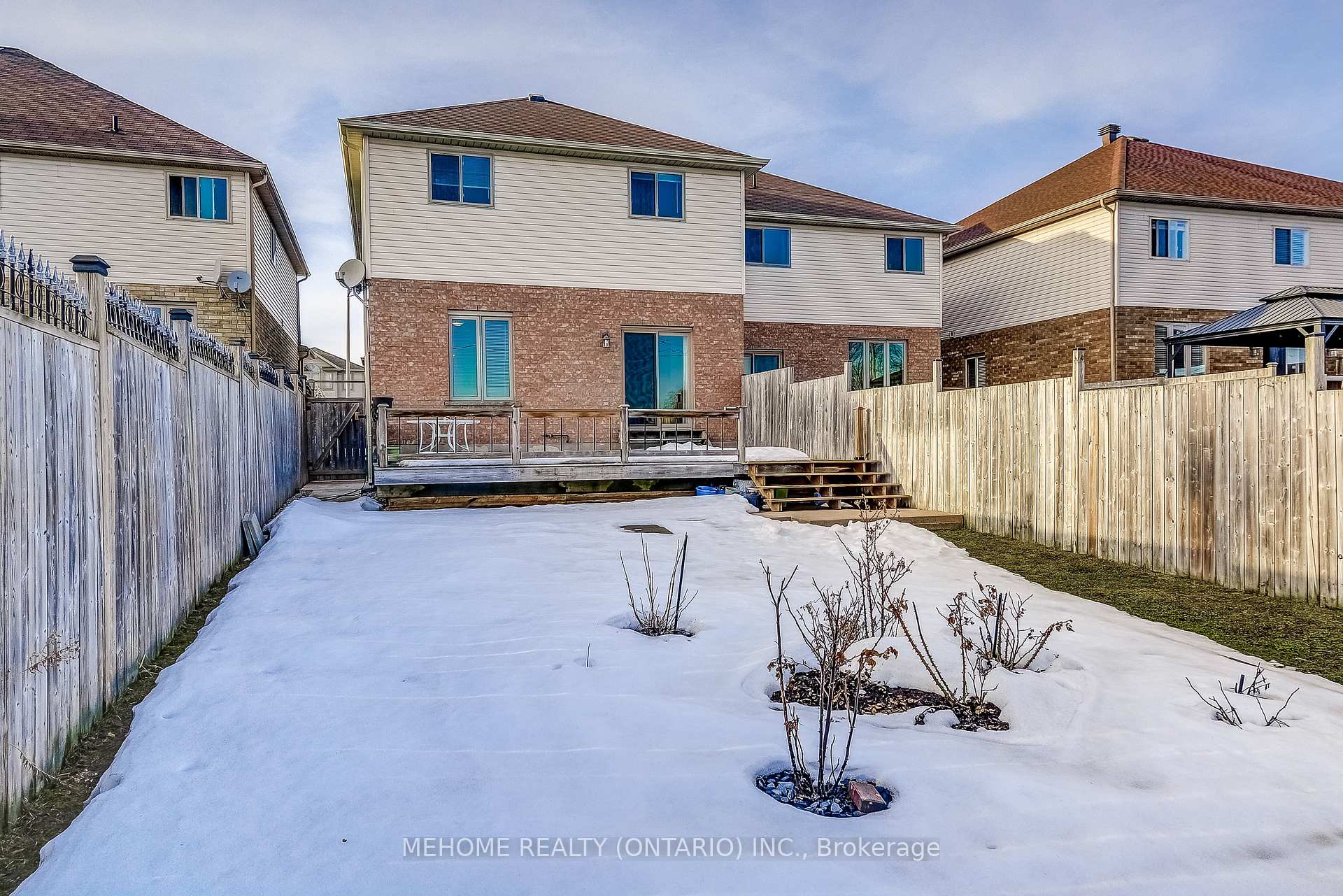 Photo 33 of 63 Huck Crescent, Kitchener — HOMEH