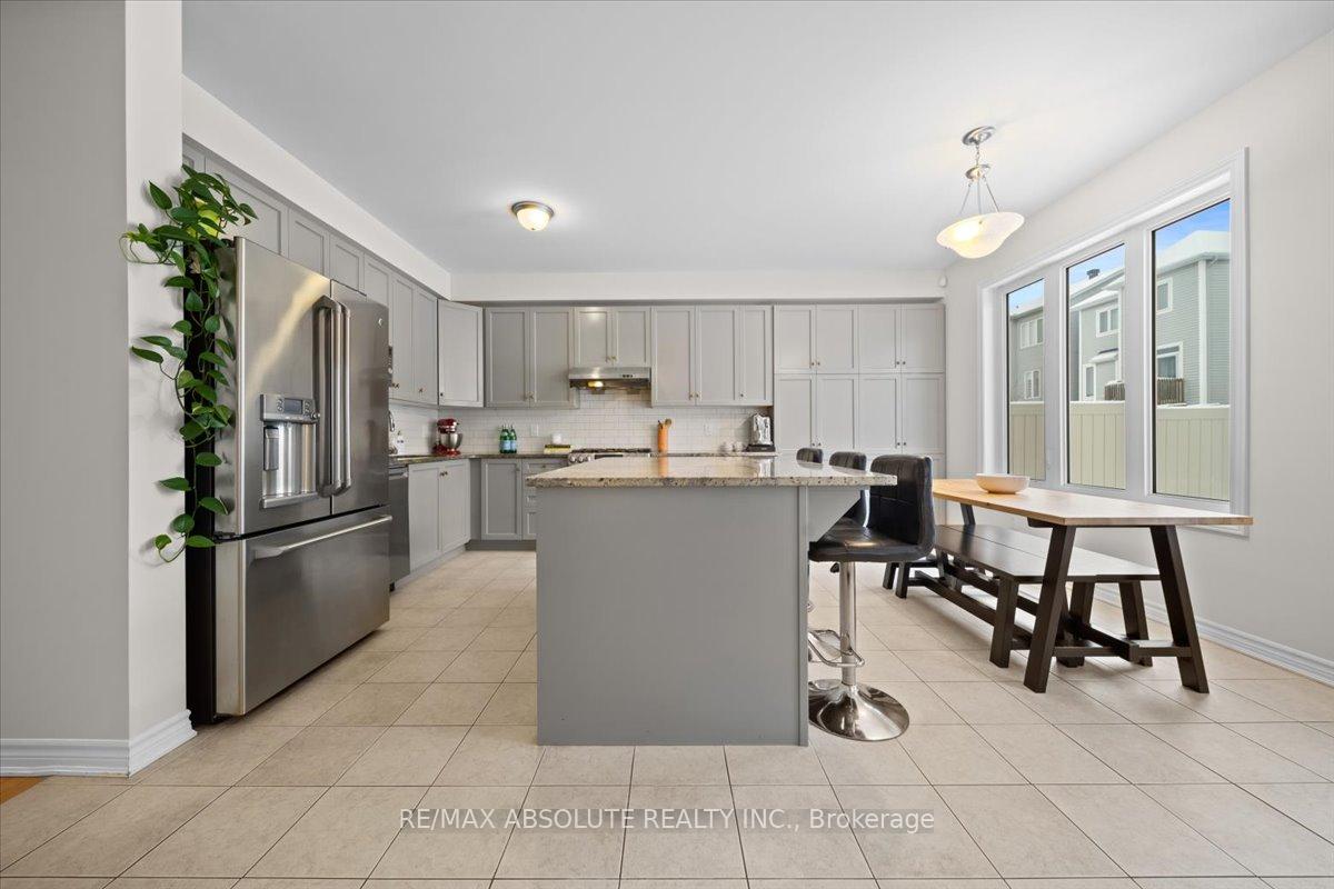 Photo 14 of 208 Asper Trail Circle, Ottawa, Kanata - Emerald Meadows/Trailwest — HOMEH