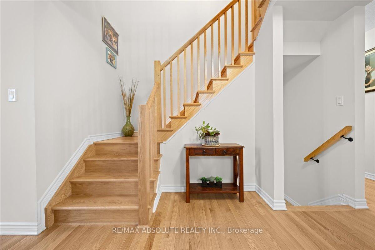Photo 22 of 208 Asper Trail Circle, Ottawa, Kanata - Emerald Meadows/Trailwest — HOMEH