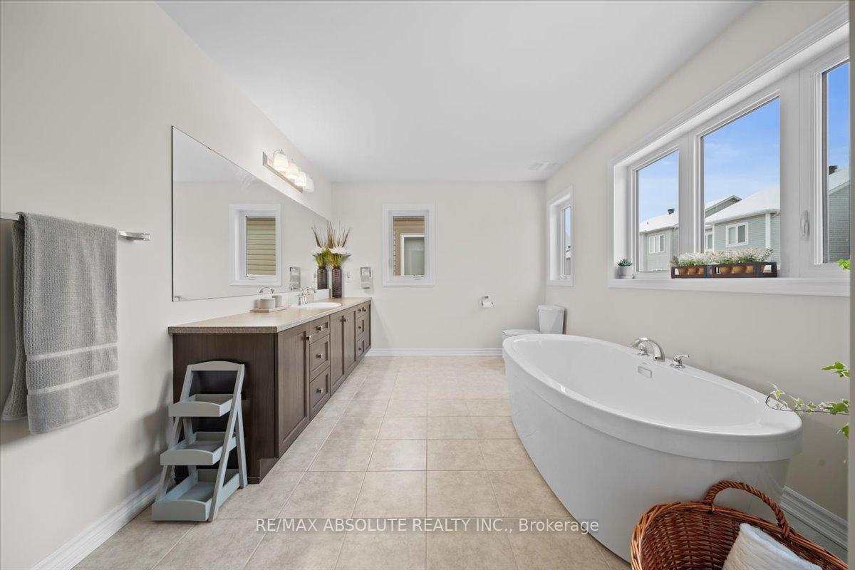 Photo 24 of 208 Asper Trail Circle, Ottawa, Kanata - Emerald Meadows/Trailwest — HOMEH