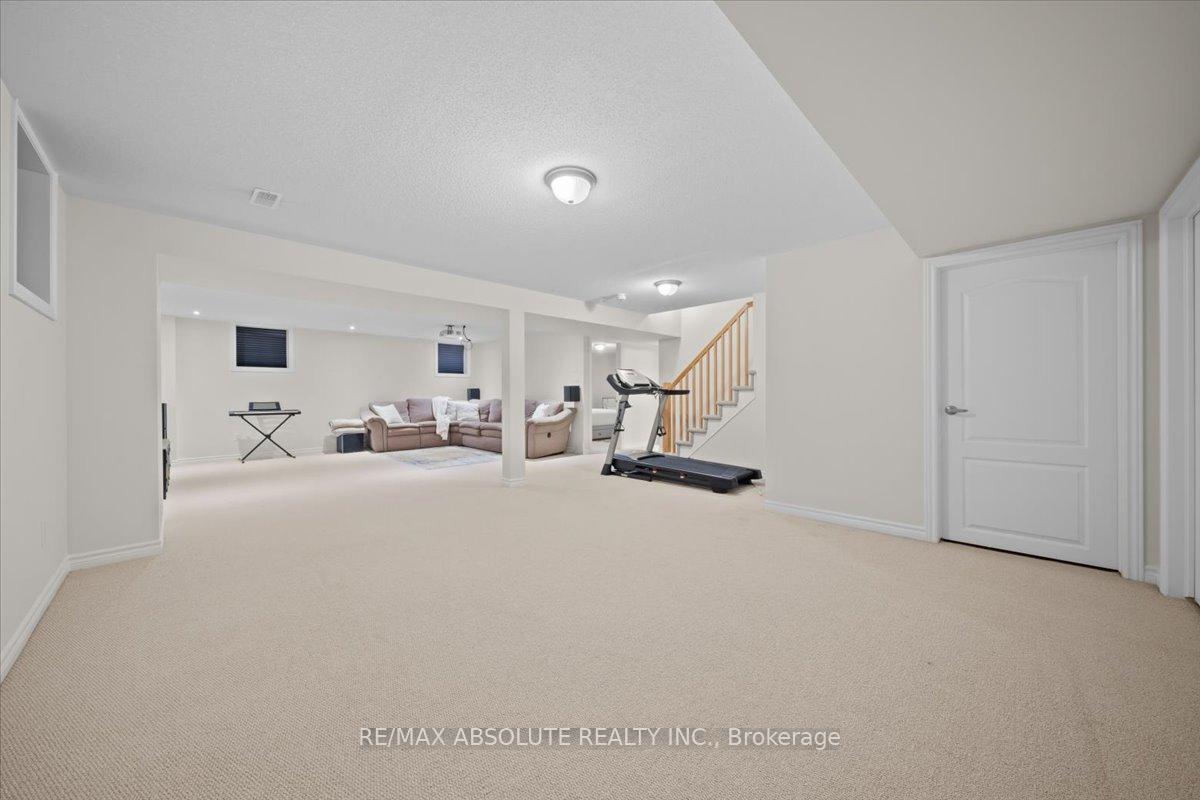 Photo 33 of 208 Asper Trail Circle, Ottawa, Kanata - Emerald Meadows/Trailwest — HOMEH