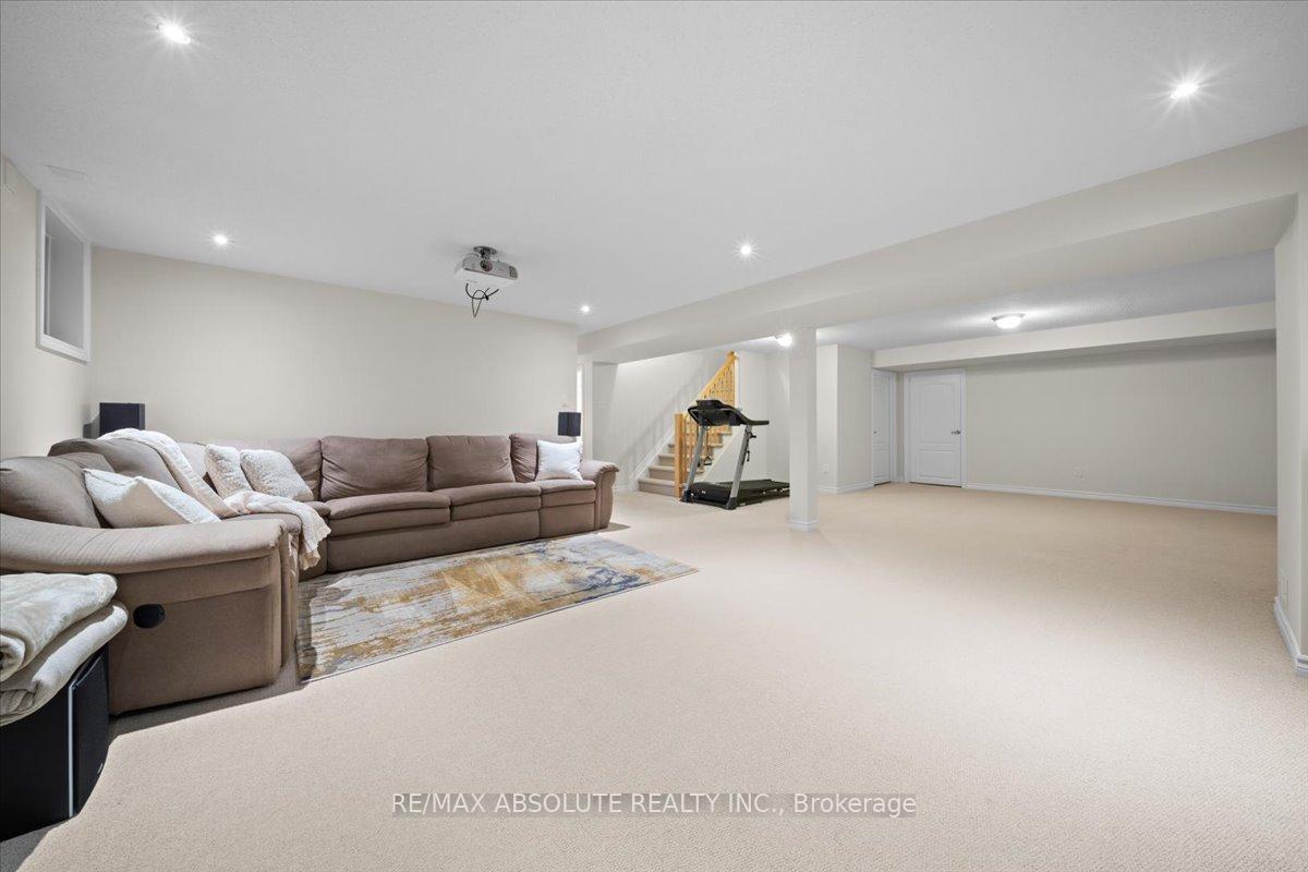 Photo 34 of 208 Asper Trail Circle, Ottawa, Kanata - Emerald Meadows/Trailwest — HOMEH