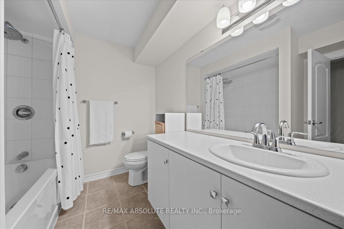 Photo 36 of 208 Asper Trail Circle, Ottawa, Kanata - Emerald Meadows/Trailwest — HOMEH