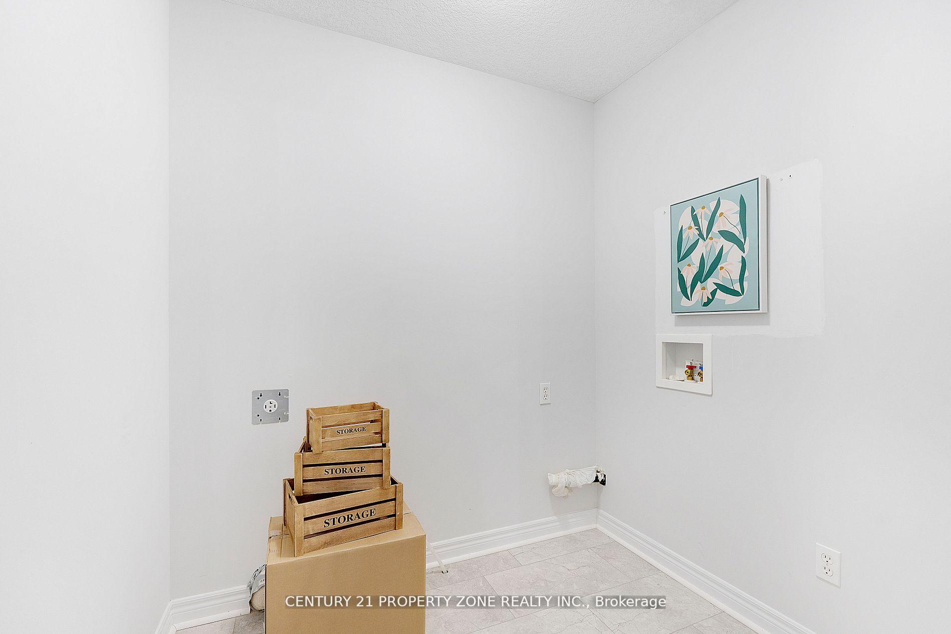Photo 18 of 62 Colton Circle, Kitchener — HOMEH