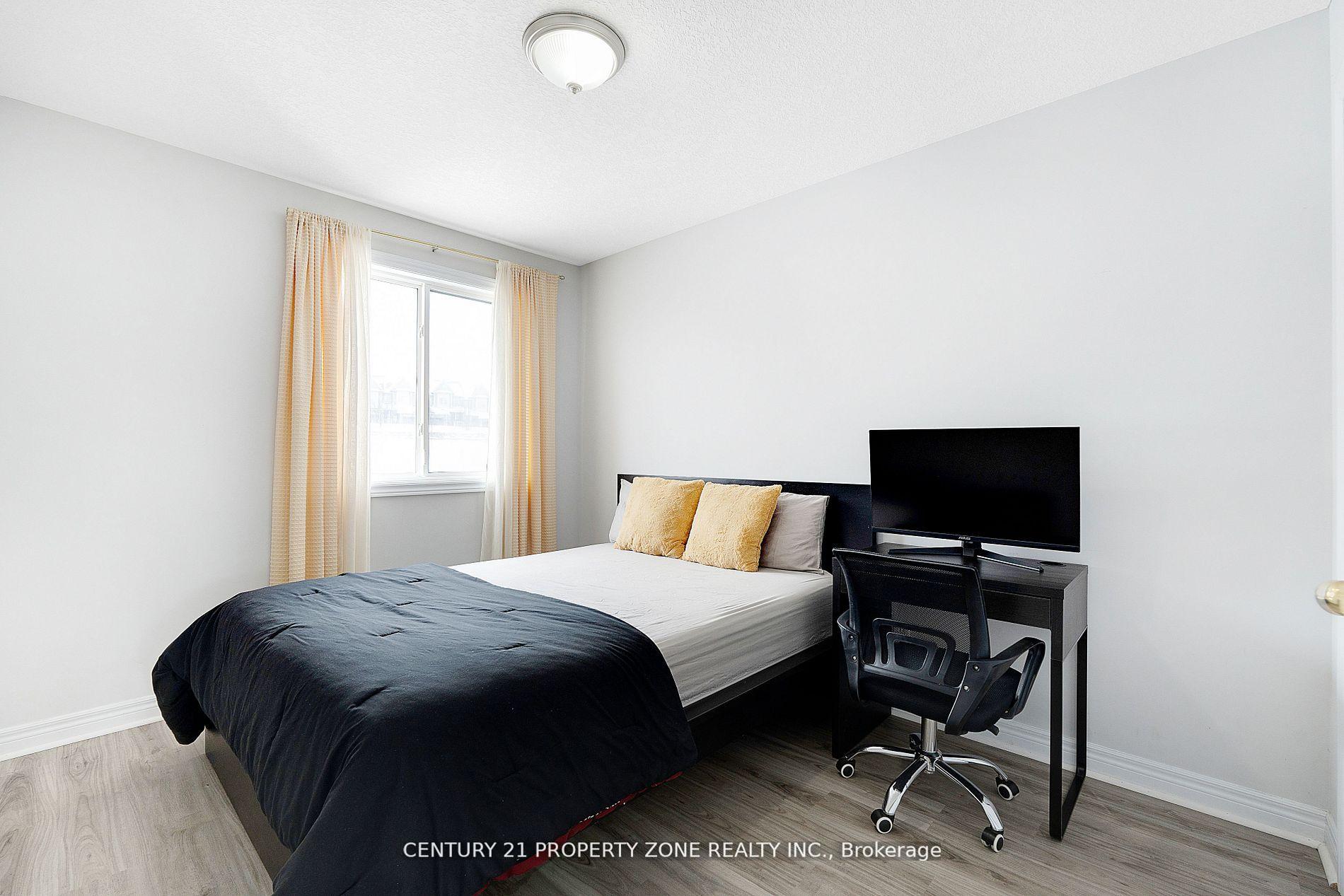 Photo 21 of 62 Colton Circle, Kitchener — HOMEH