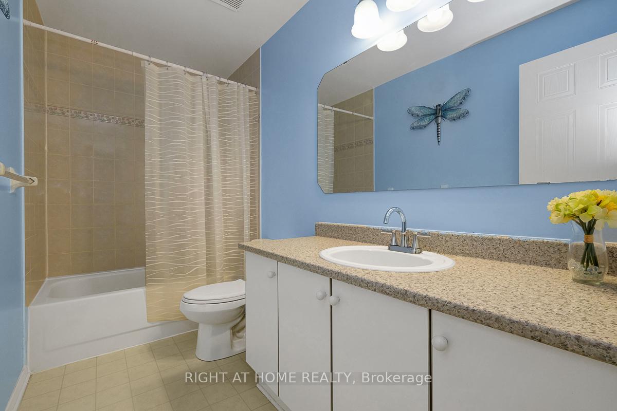 Photo 23 of 60 Kimbolton Crescent, Ottawa, Kanata - Morgan's Grant/South March — HOMEH
