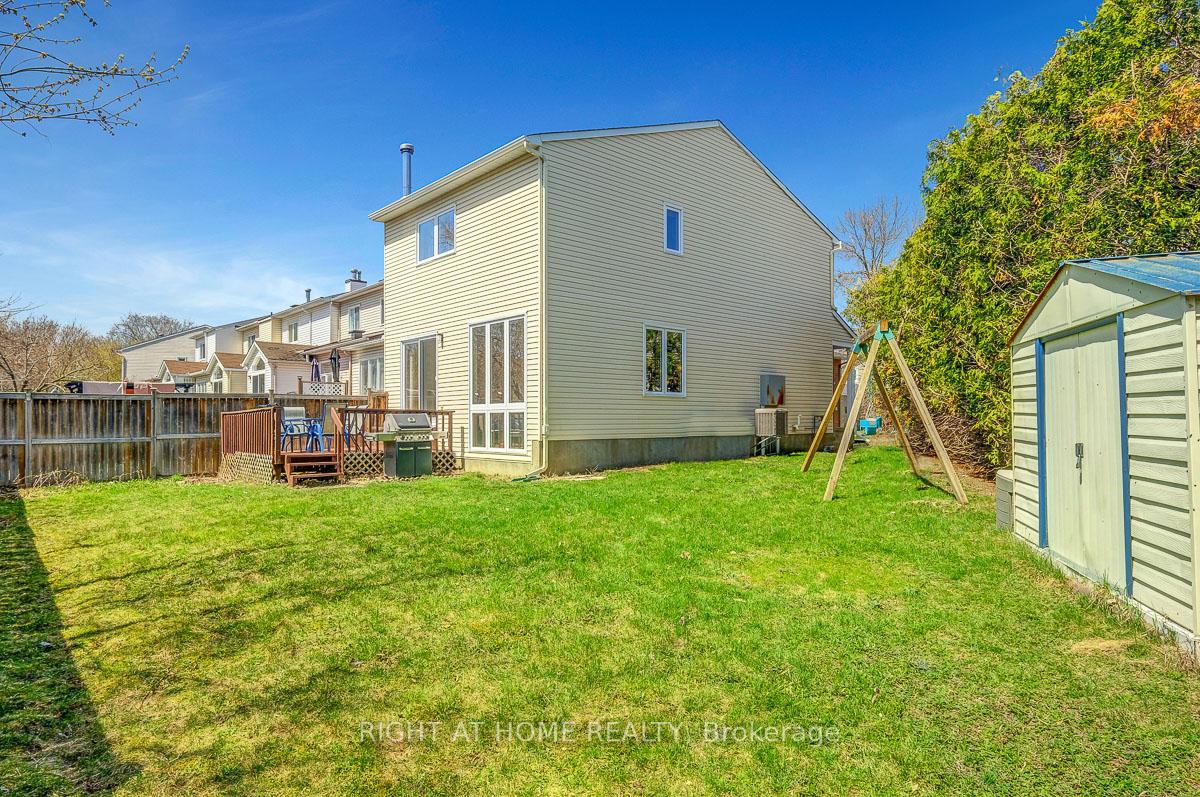 Photo 36 of 60 Kimbolton Crescent, Ottawa, Kanata - Morgan's Grant/South March — HOMEH