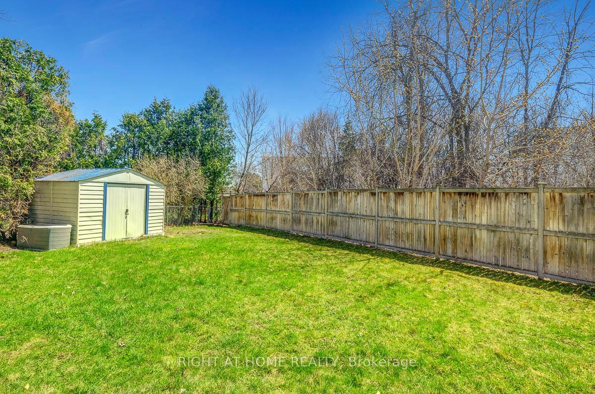 Photo 37 of 60 Kimbolton Crescent, Ottawa, Kanata - Morgan's Grant/South March — HOMEH