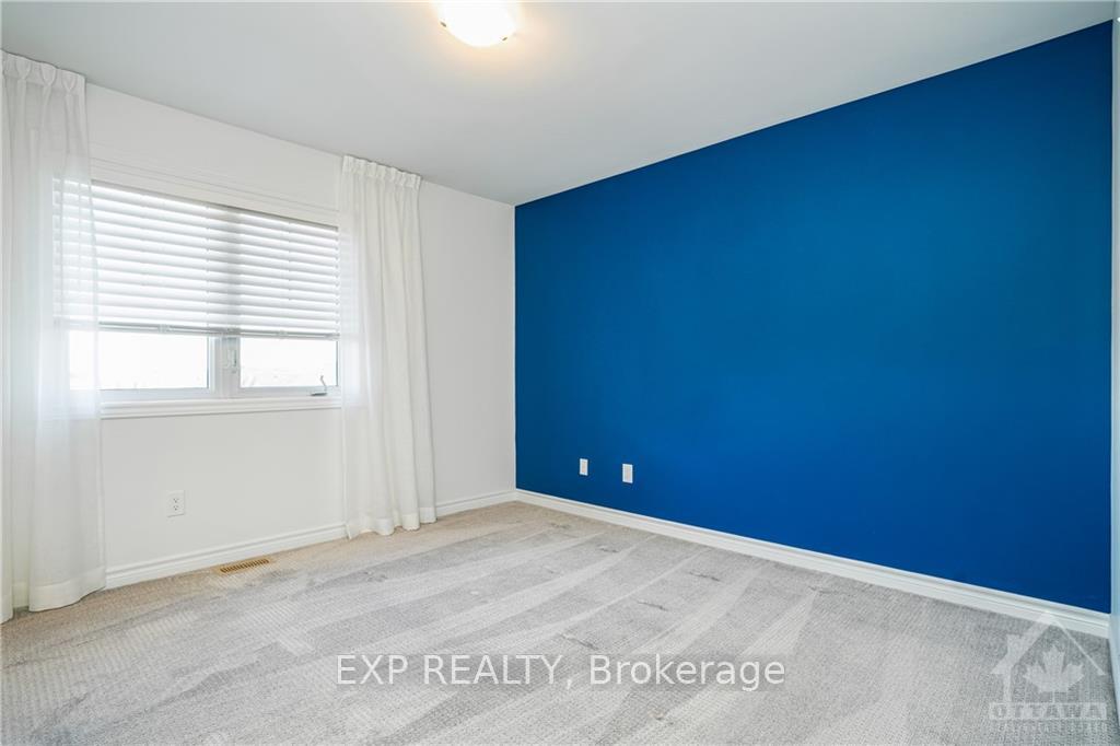 Photo 12 of 229C Shinny Avenue, Ottawa, Kanata - Emerald Meadows/Trailwest — HOMEH