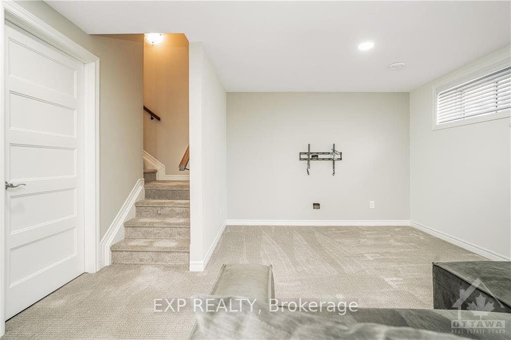 Photo 22 of 229C Shinny Avenue, Ottawa, Kanata - Emerald Meadows/Trailwest — HOMEH