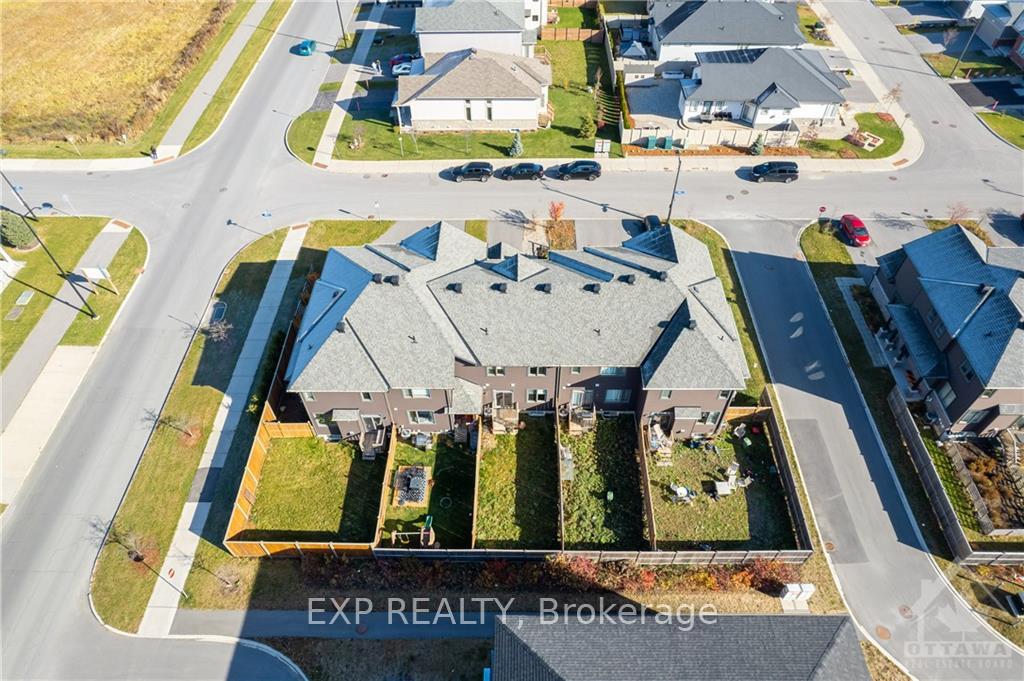 Photo 25 of 229C Shinny Avenue, Ottawa, Kanata - Emerald Meadows/Trailwest — HOMEH