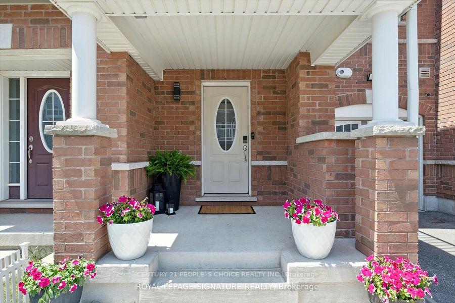 Photo 3 of 299 Casson Point, Milton, Ford — HOMEH